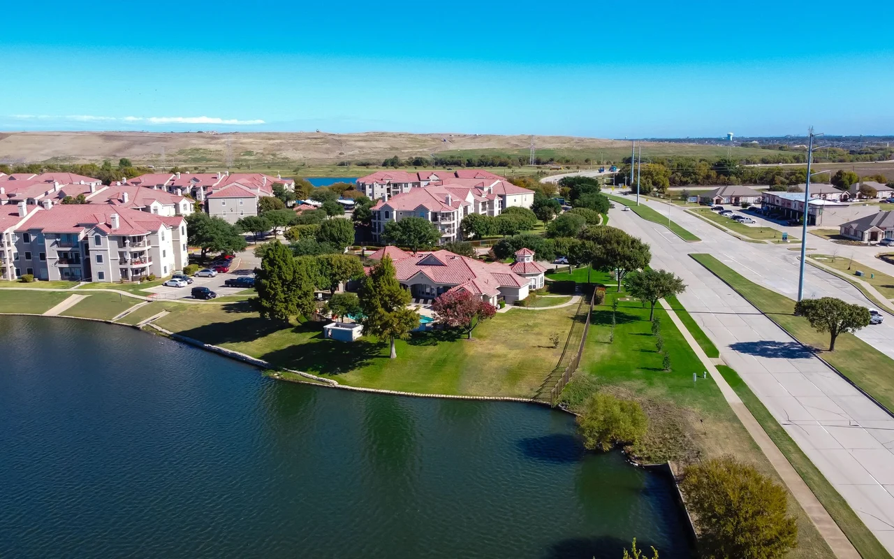 Artificial grass services in Lewisville, TX